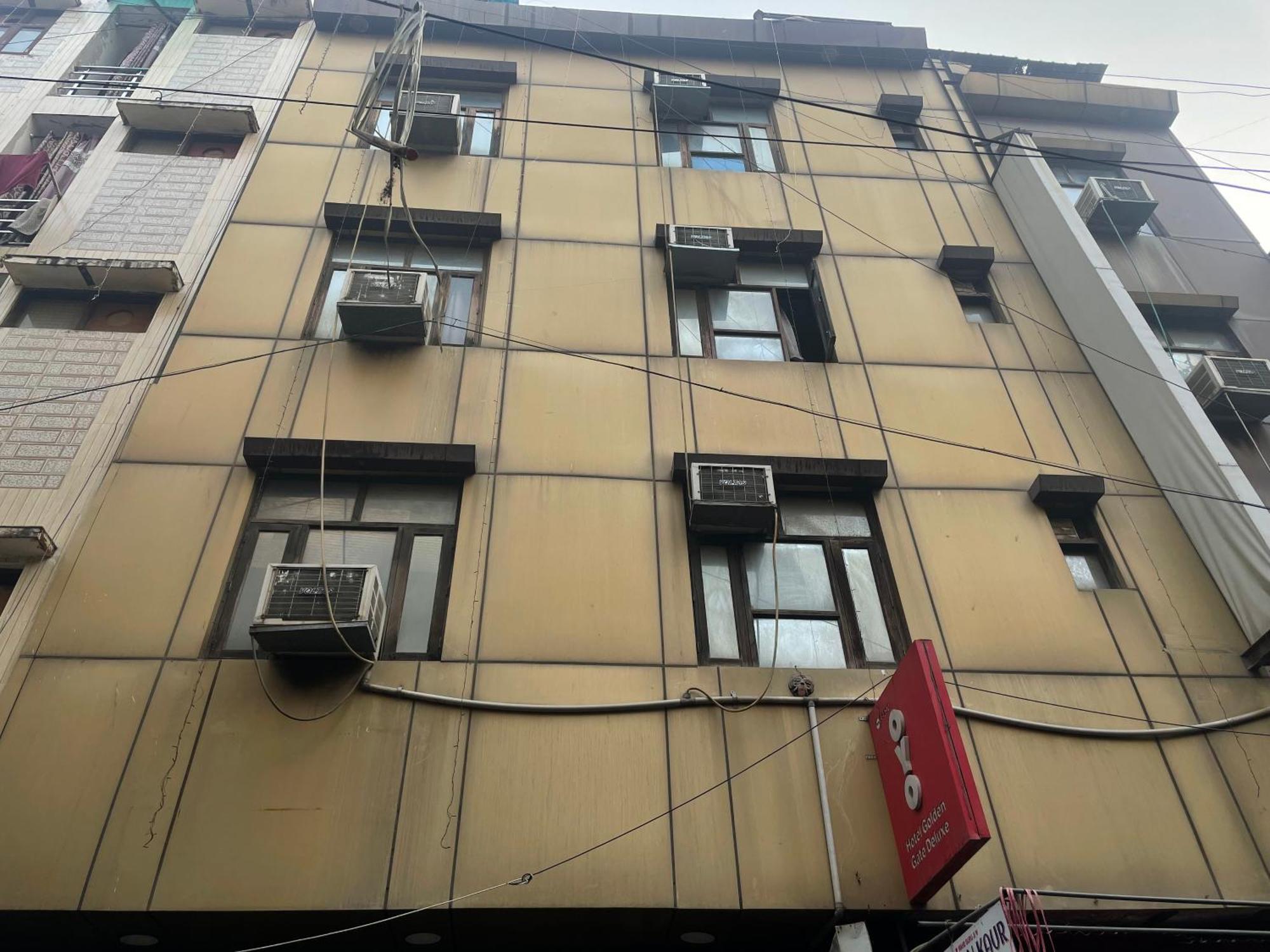 Hotel Golden Gate Új-Delhi Kültér fotó