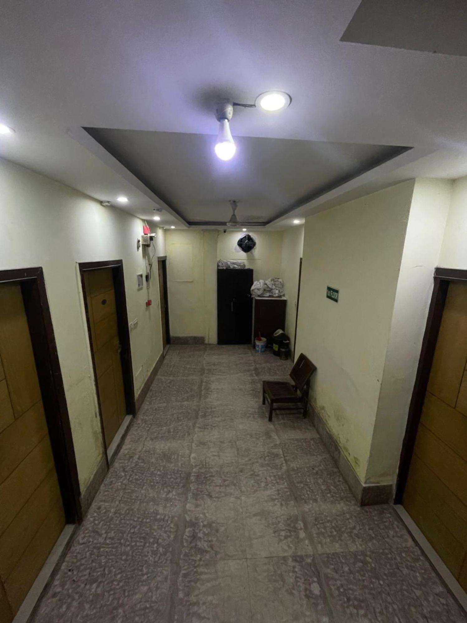 Hotel Golden Gate Új-Delhi Kültér fotó