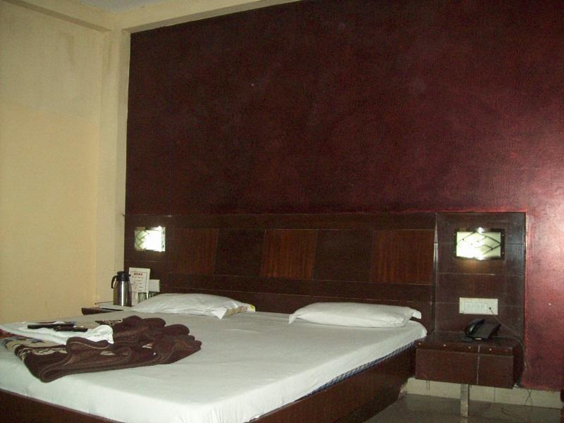 Hotel Golden Gate Új-Delhi Kültér fotó